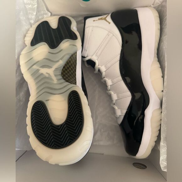 AIR JORDAN 11 RETRO GRATITUDE DEFINING MOMENTS CT8012 170 White size 8 - 14 main image 9